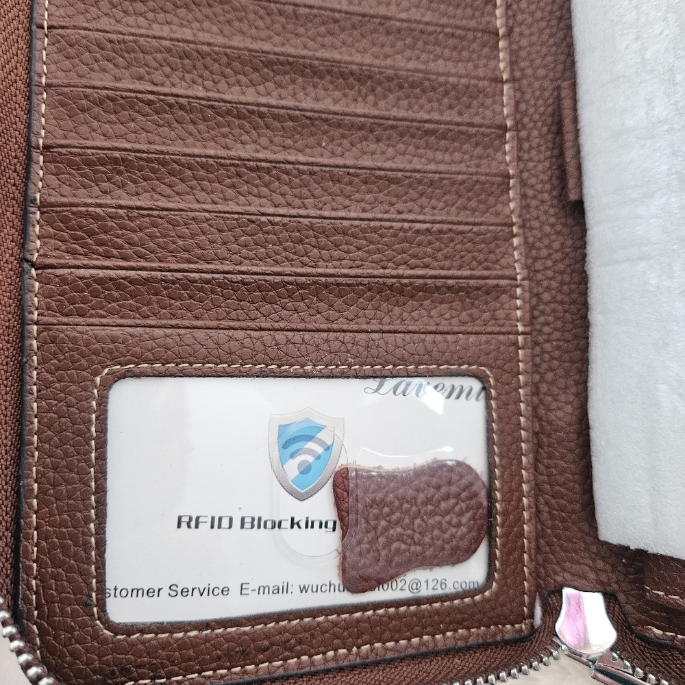 RFID Brown 100% Real Pebbled Leather Wallet Fits Phone and Passport  Wristlet - Picture 3 of 7